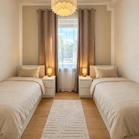 Gemuetliche Mit 2 Schlafzimmern & Parkplatz Appartement Bad Honnef